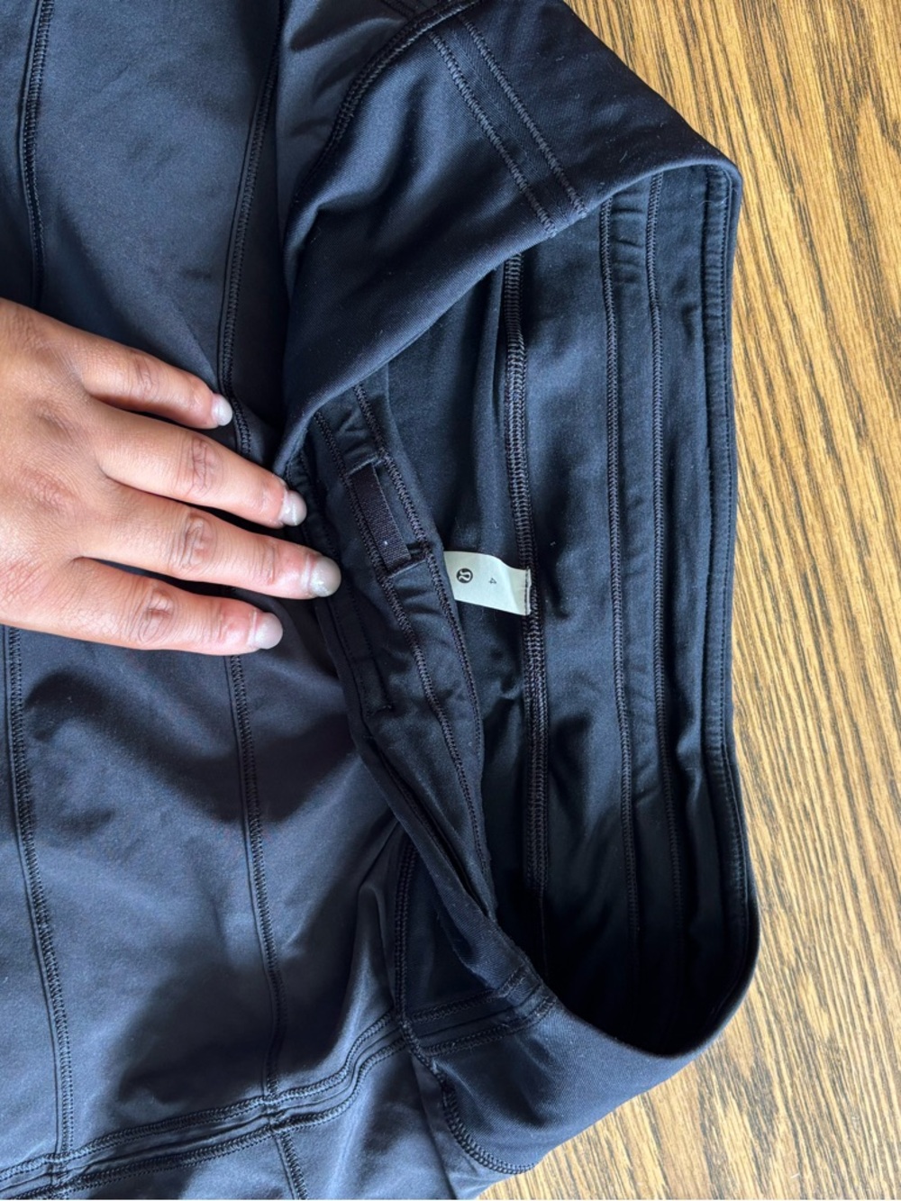 lululemon SIZE: 4 Pace Rival Mid-Rise Skirt Black